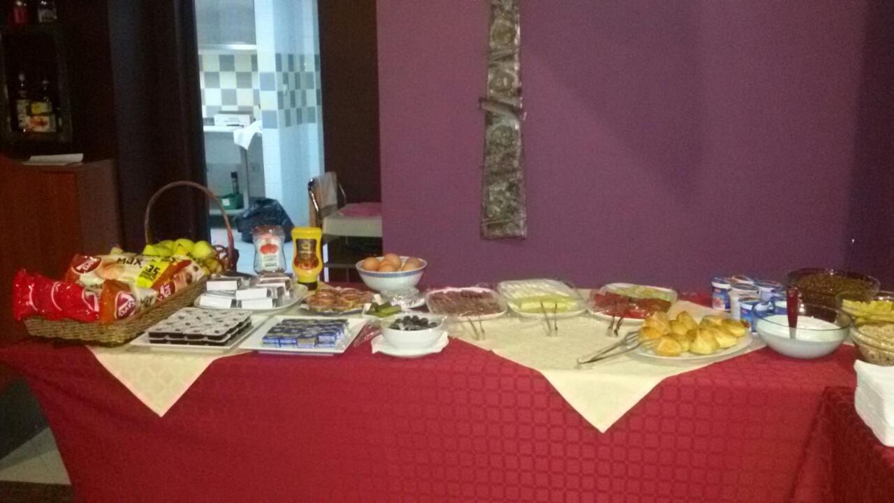 צ'רנומורץ Hotel Veleka מראה חיצוני תמונה