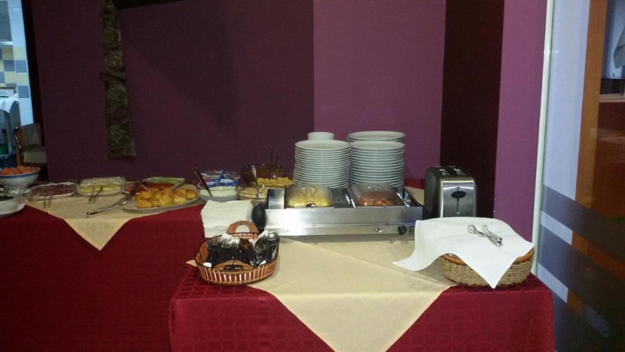 צ'רנומורץ Hotel Veleka מראה חיצוני תמונה