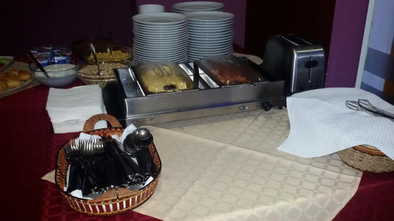 צ'רנומורץ Hotel Veleka מראה חיצוני תמונה