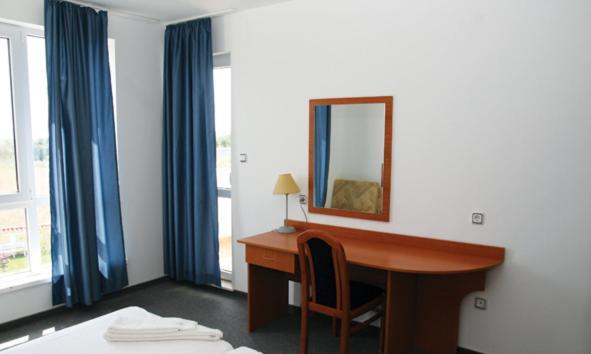צ'רנומורץ Hotel Veleka מראה חיצוני תמונה